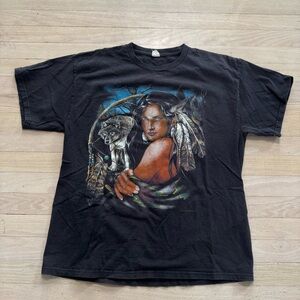 Thunder Sportswear 90s Vintage Native Woman Wolf Dreamcatcher Graphic L